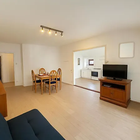 Appartement 2 Avec Baignoire Lavelanet