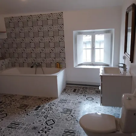 Apartment 2 Avec Baignoire